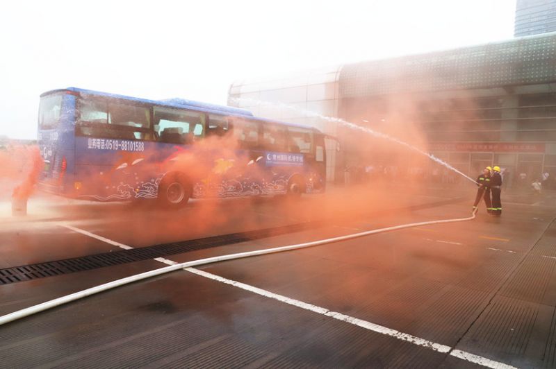 常運(yùn)集團(tuán)開(kāi)展突發(fā)事件、消防應(yīng)急演練