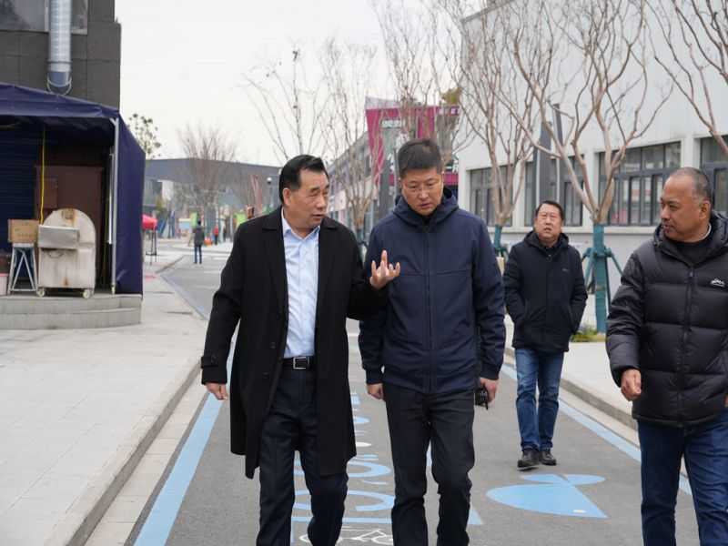 湖北公路客運集團(tuán)股份有限公司一行領(lǐng)導(dǎo)至公司調(diào)研