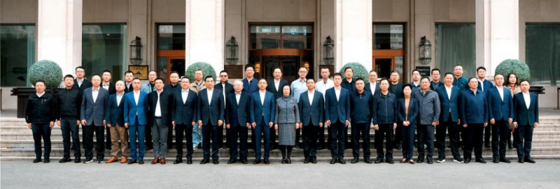 常運(yùn)集團(tuán)參加中國道路運(yùn)輸協(xié)會客運(yùn)與站場分會2025年度第一次負(fù)責(zé)人辦公會議